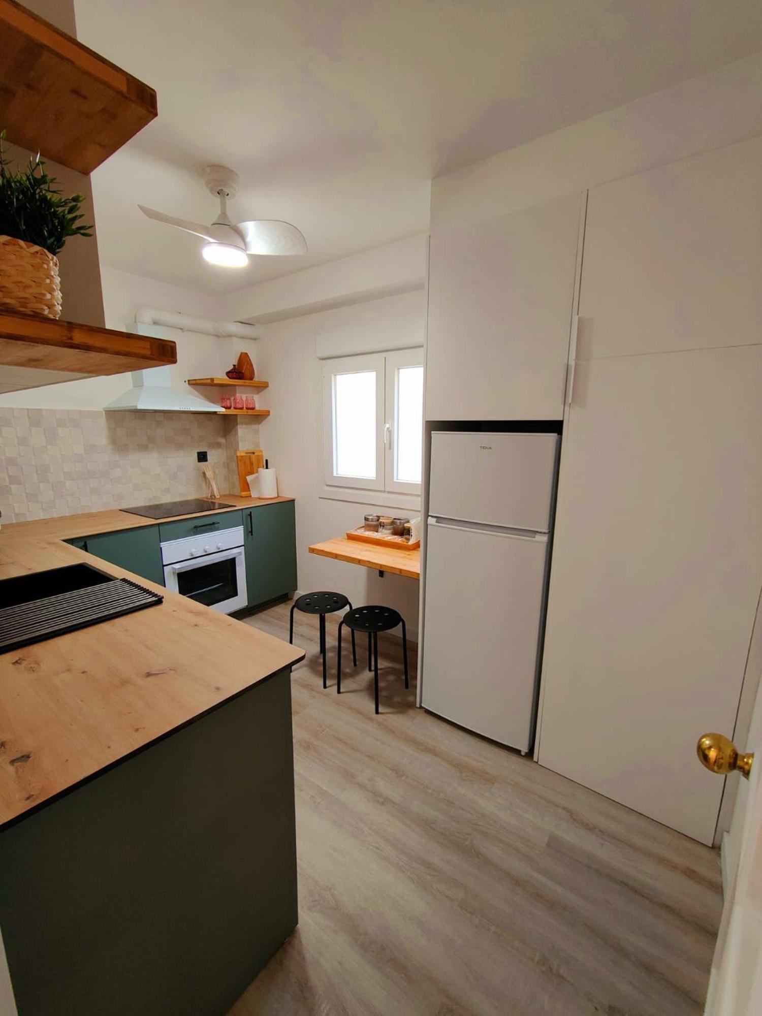 Almeria Sol Y Sur Apartmento - Netflix Y Parking Gratuito Bagian luar foto